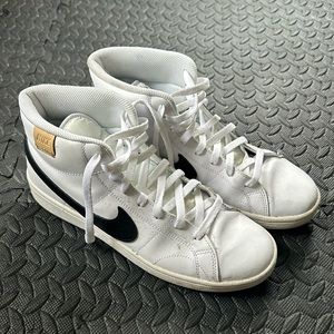 Nike high top sneaker